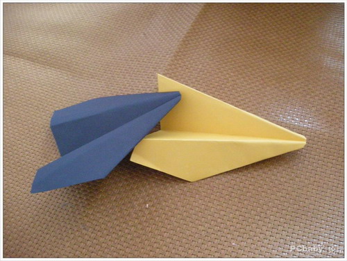 【折纸】折纸飞机一_折纸大全
